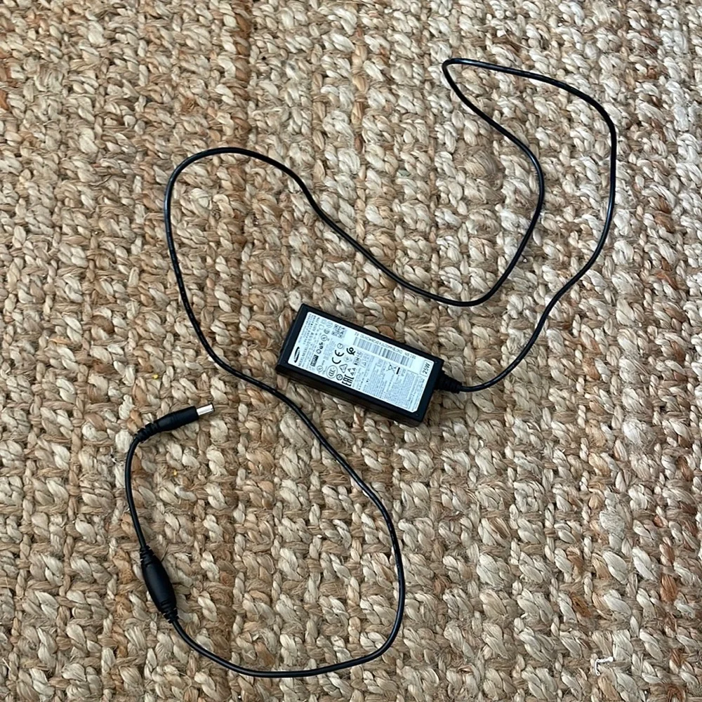 SAMSUNG AC/DC ADAPTER MODEL A2514 FPN